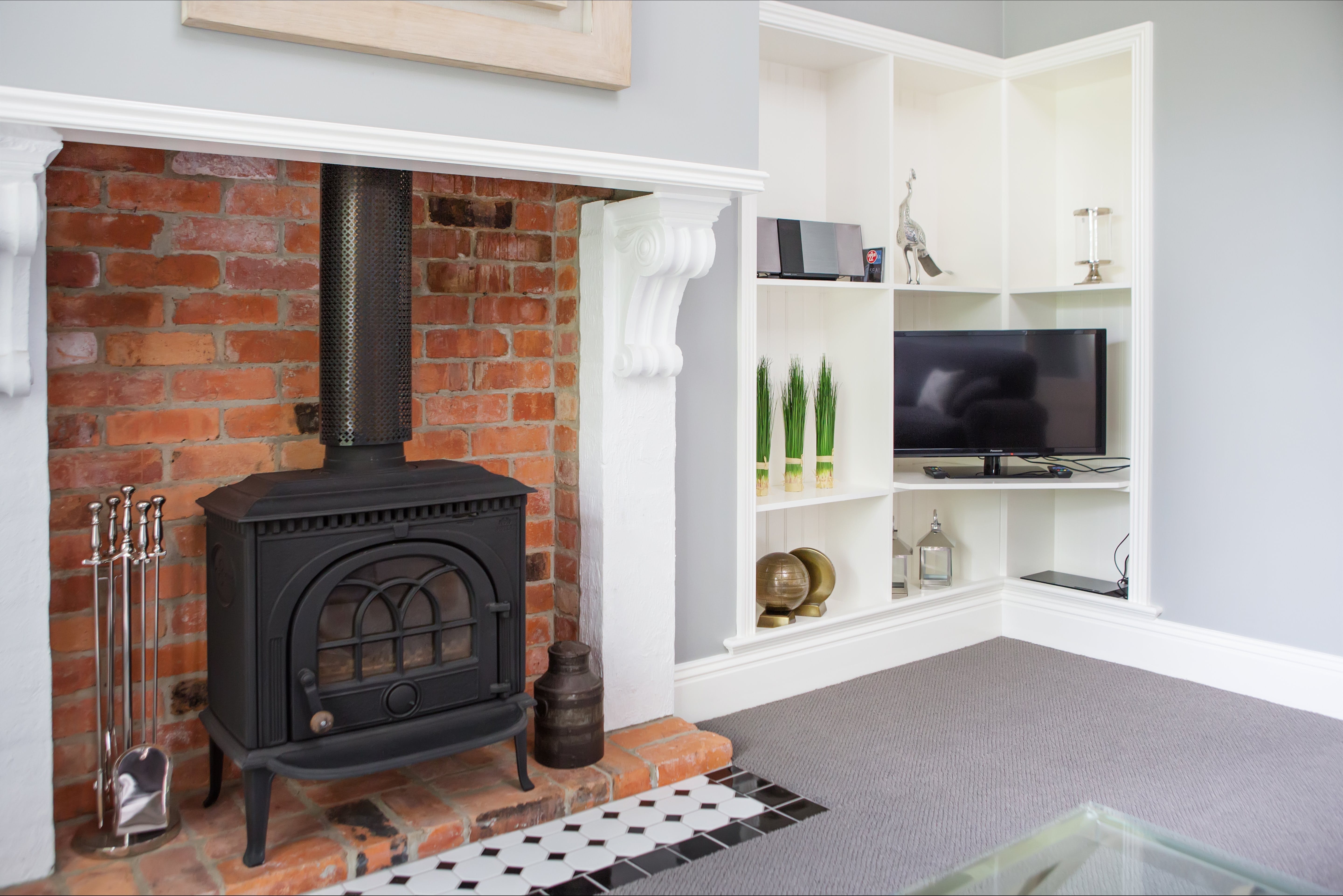 0126Fa8276574E8E617Df4F3878D6Ed9