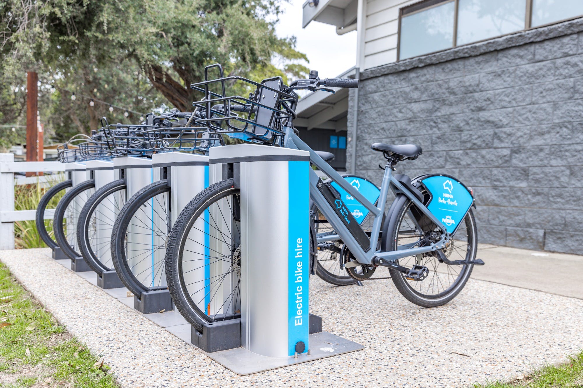 317D92Af8A76Af51C1A66B0F20442Af8