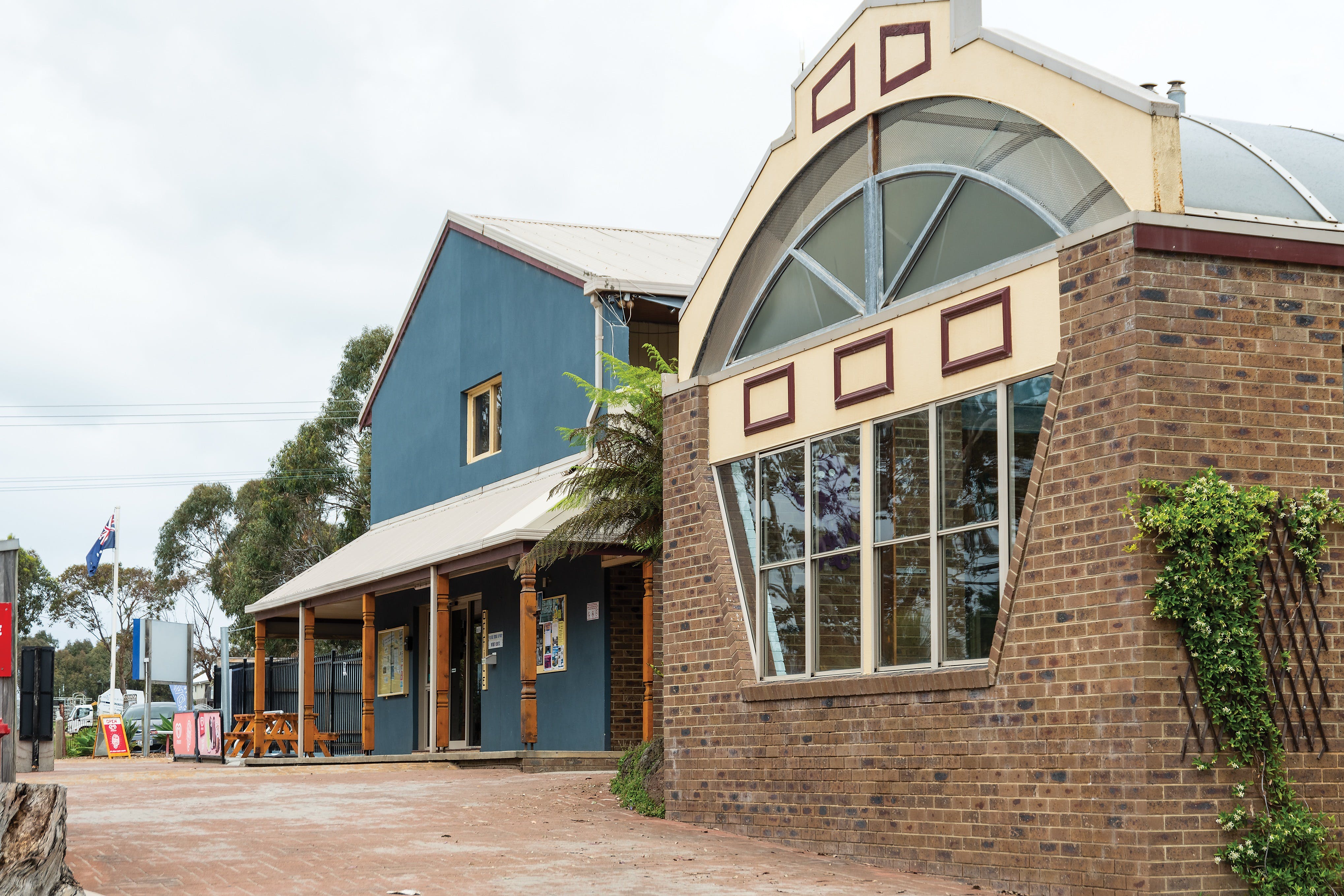 382965D2Cc8A392Db0A3E862726B045E