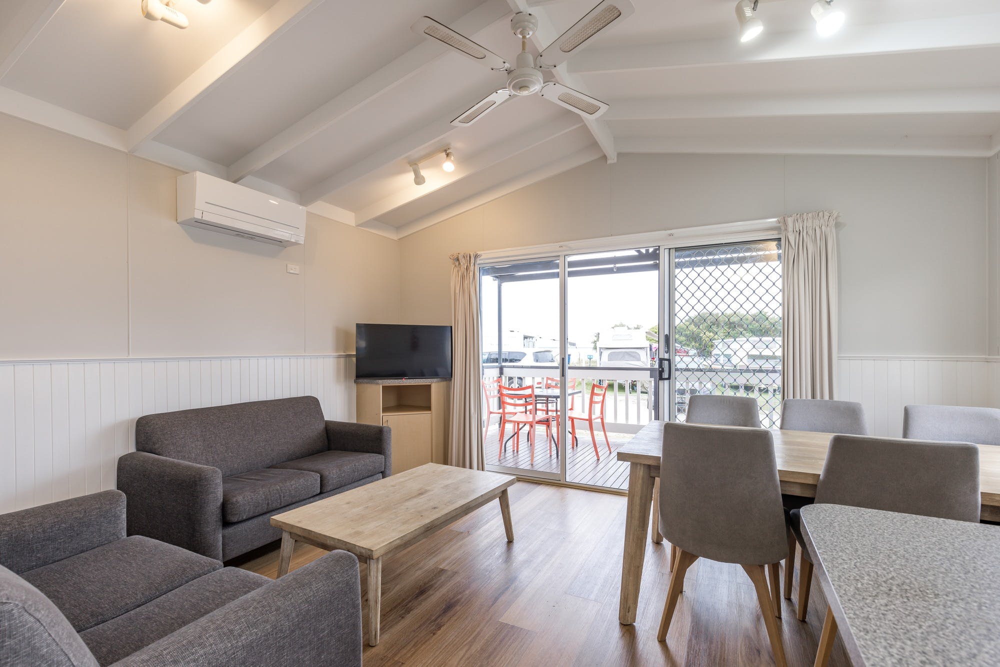 46D63Efe96Bf4B4Bbd8D441749121F7C