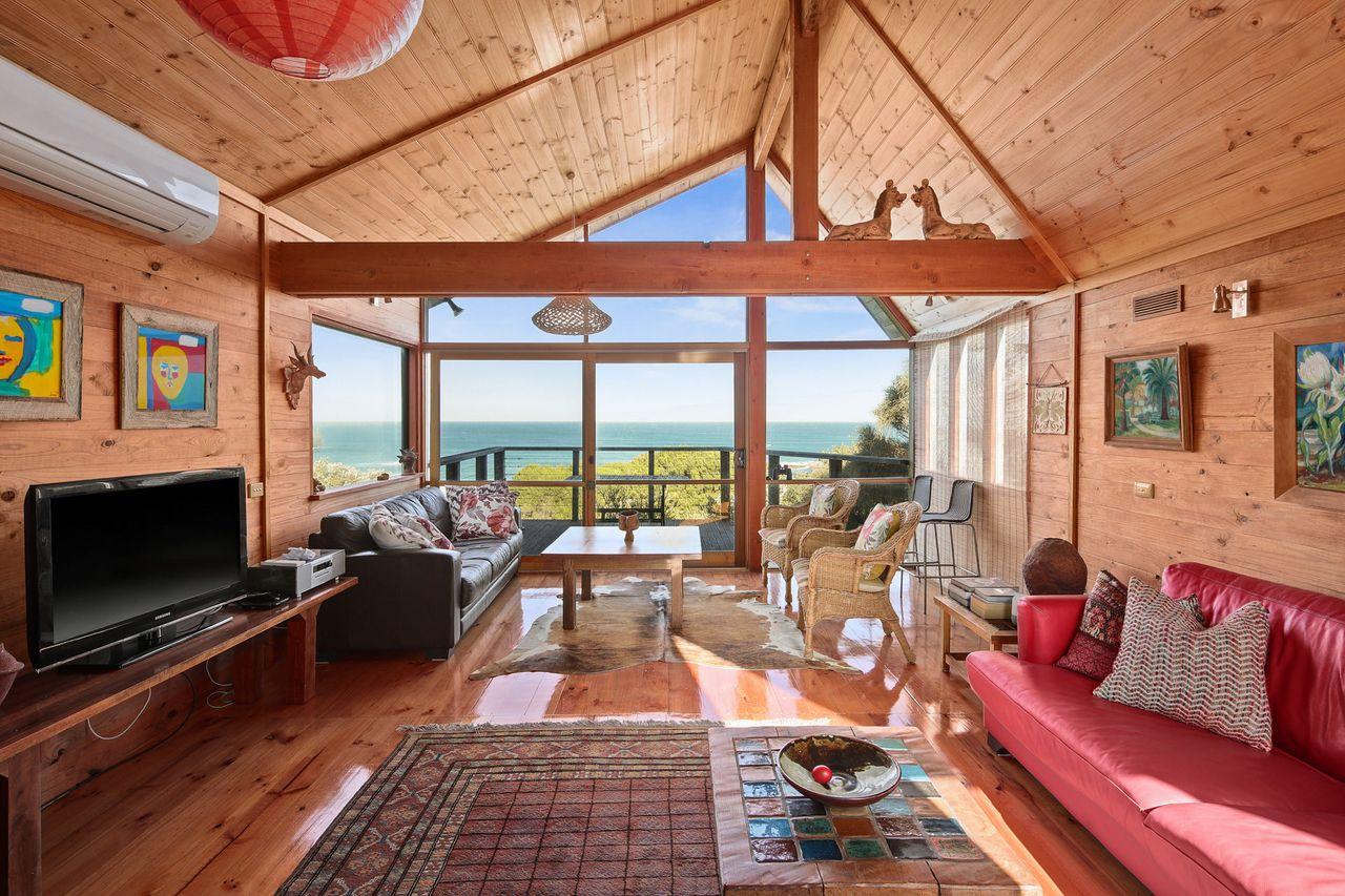 Obrien Real estate Beaumaris on Beach 1