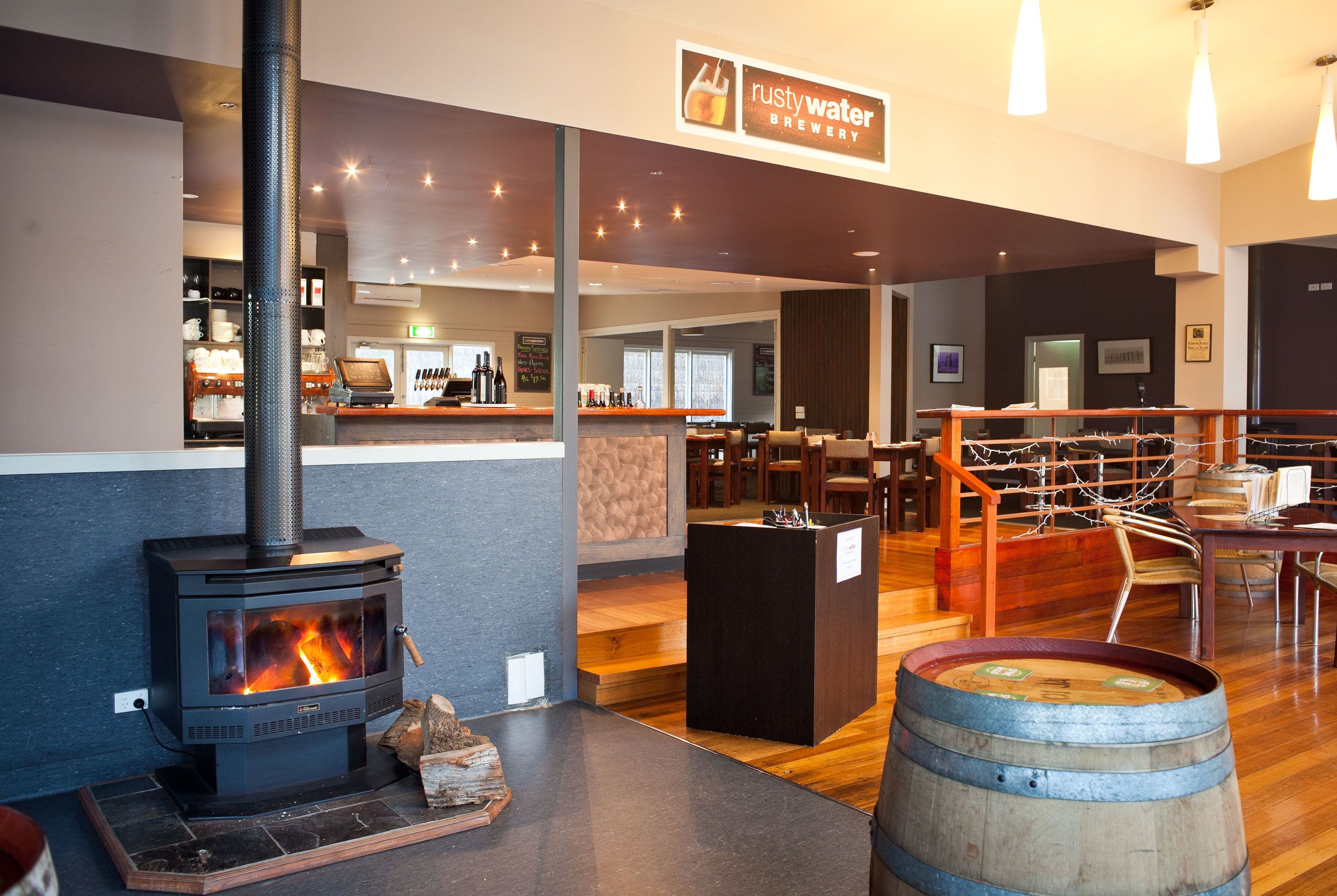 Original__9593082_Dl80_Holmbergrusty_Water08_Dzrr3L6