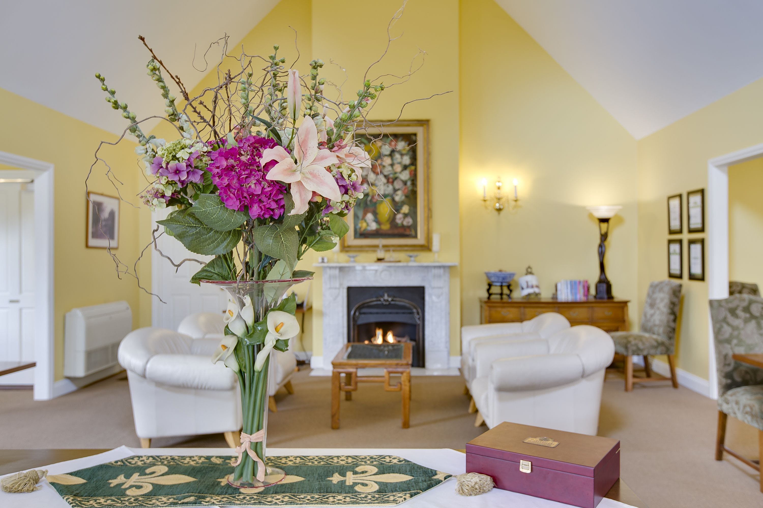 Original__9711479_An55_Guestlounge_Glen_Isla_House_96Lkhiv