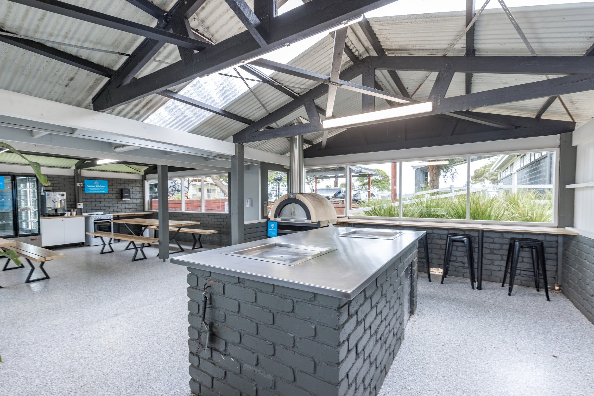 A2C269B2880F9B441Bec7843F4Cb7241