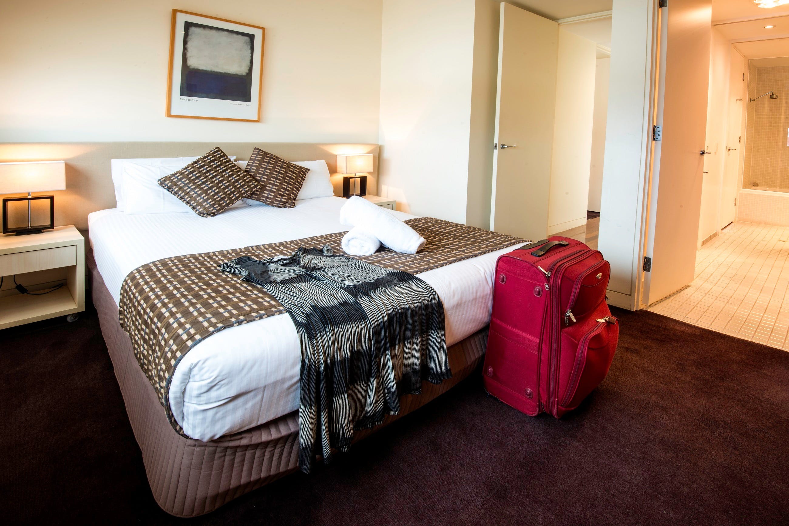 Df18Dd32896E3E7E6F9E4F453637Ec0F