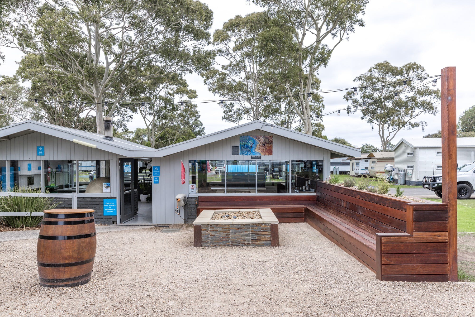 F46Db5Fc0E9Bf6E9157F6000Ae5518B3