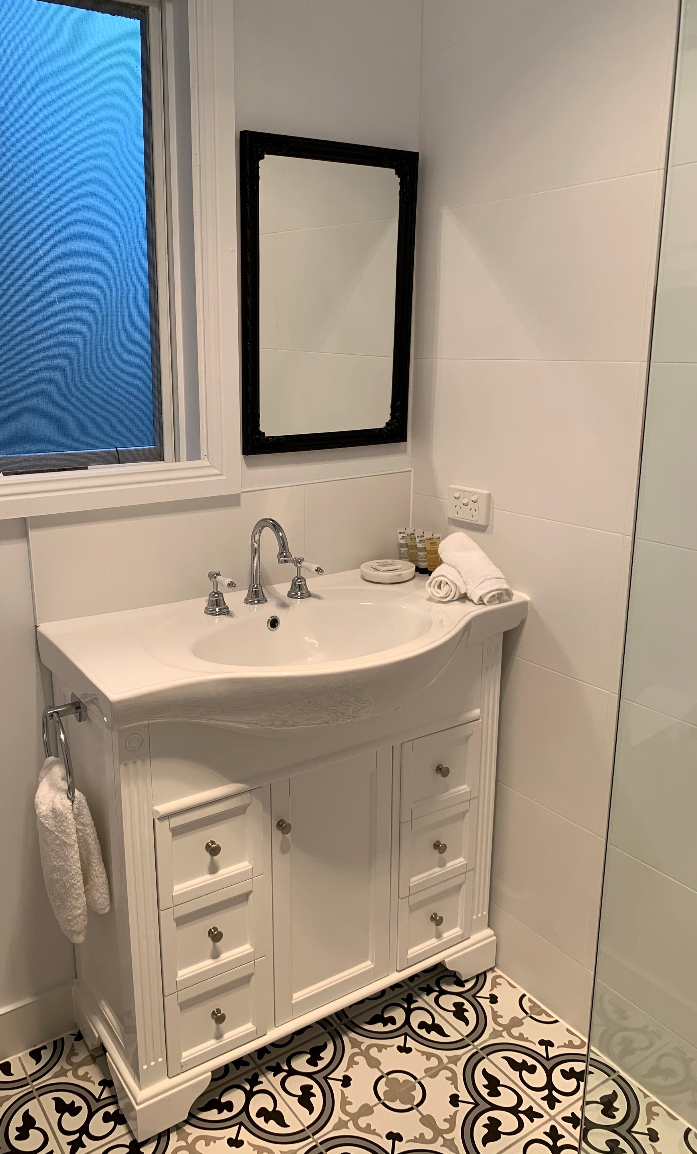 F6445Ec01D30D30E3Cc9423503071D78